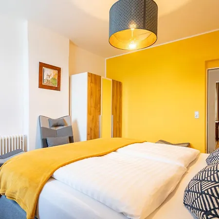 Deluxe - Mutters * Innsbruck